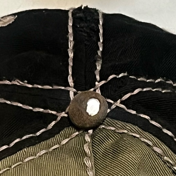 Vintage True Religion Distressed Embroidered Horseshoe Logo Cap Rare - Picture 10 of 10